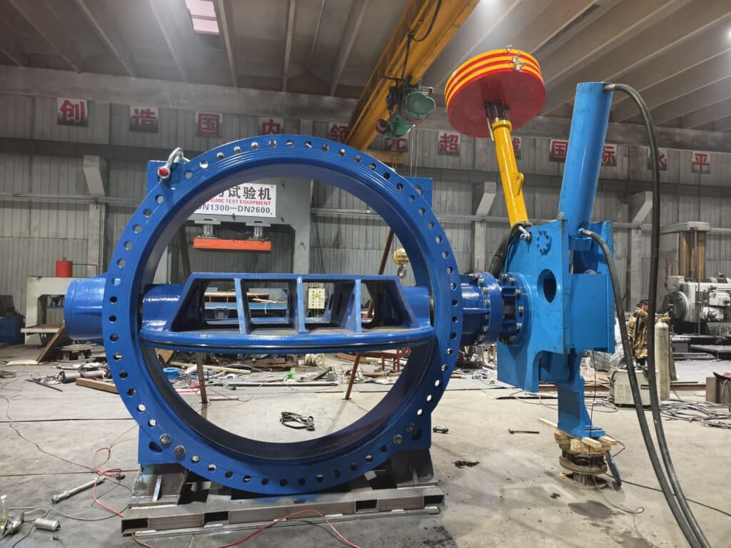 DN2500 hydraulic check butterfly valve